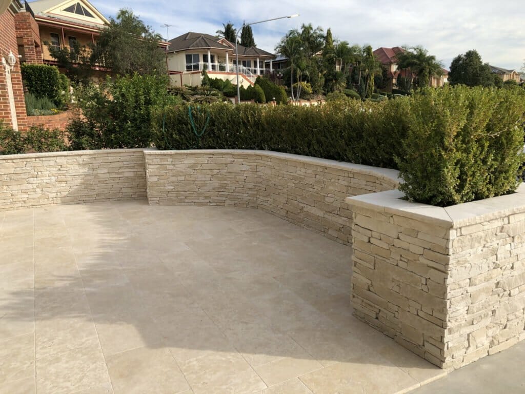 Ledgestone Travertine retaining wall